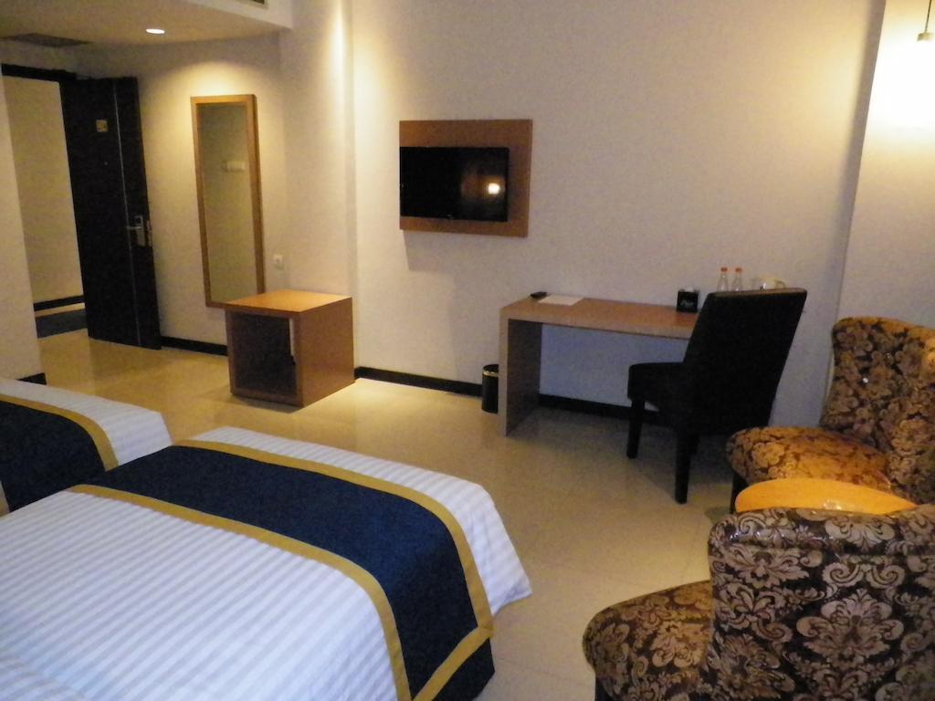 D'Best Hotel Pasar Baru باندونج الغرفة الصورة