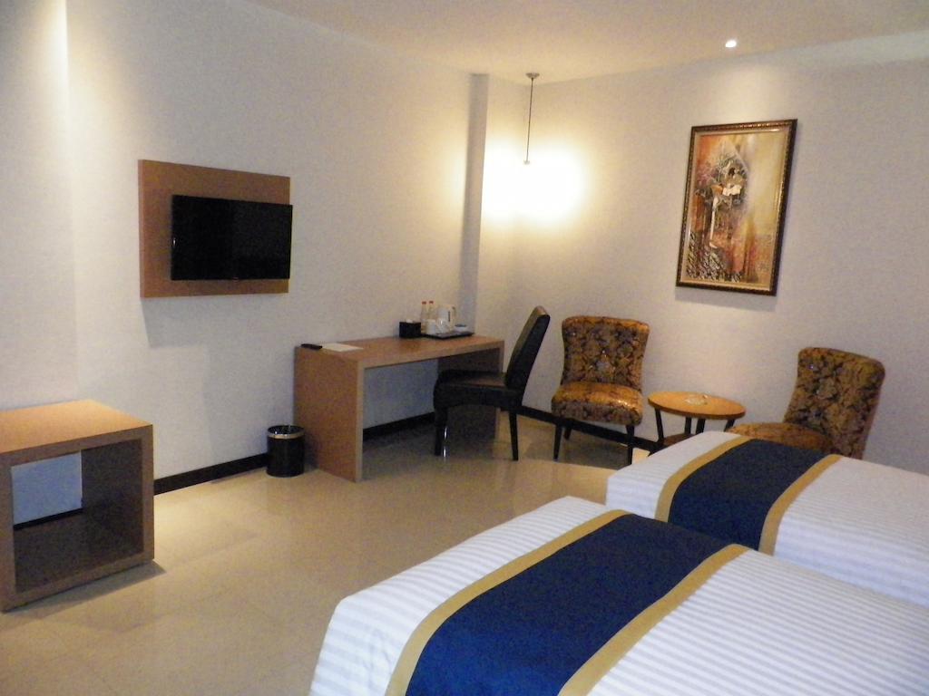 D'Best Hotel Pasar Baru باندونج الغرفة الصورة