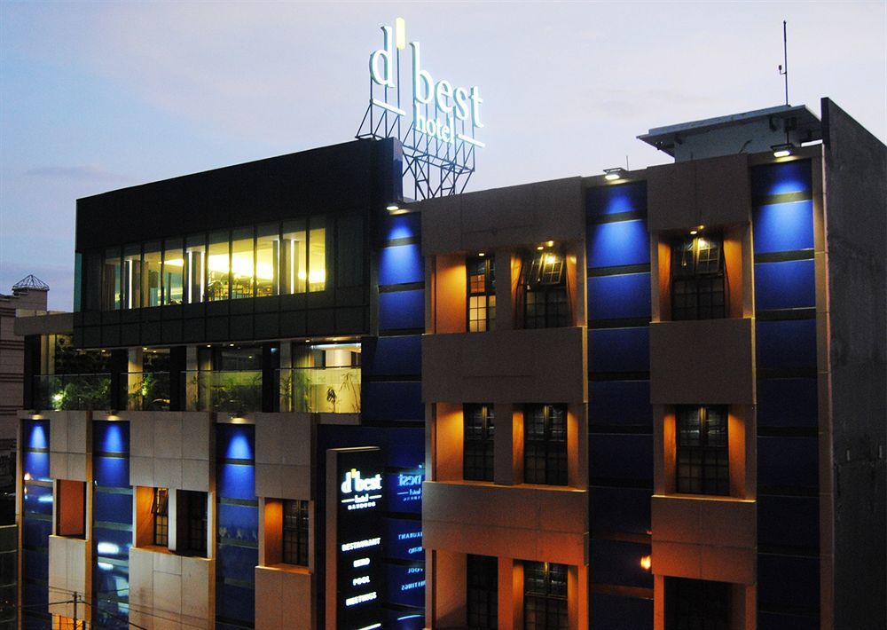 D'Best Hotel Pasar Baru باندونج المظهر الخارجي الصورة